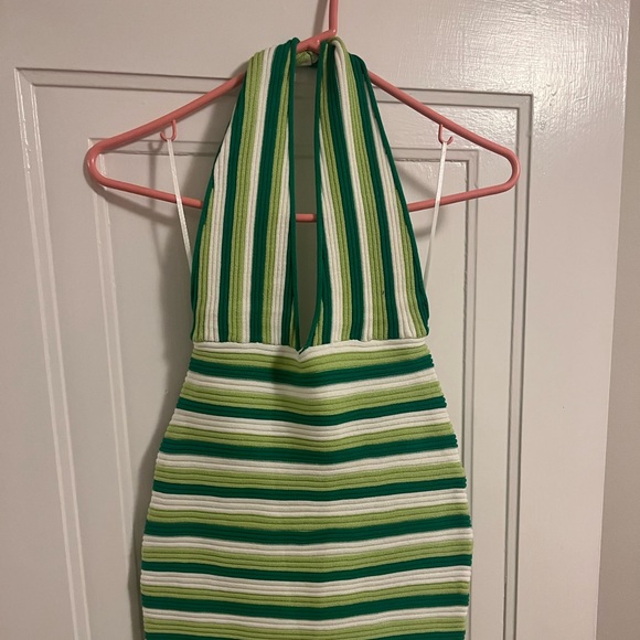 Princess Polly green halter dress - Picture 2 of 5